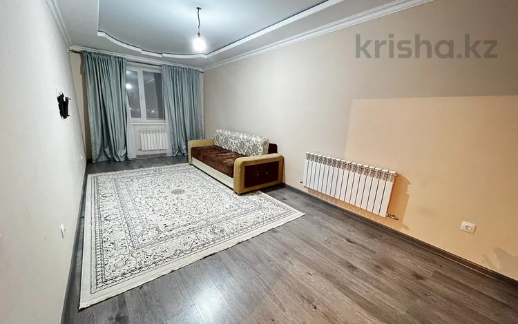 2-комнатная квартира, 68 м², 5/6 этаж помесячно, А 123 8