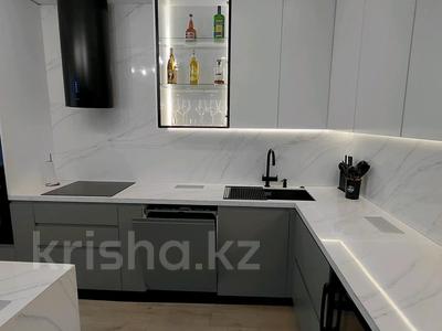4-бөлмелі пәтер · 130 м² · 9/36 қабат, Кабанбай батыра 11 — Кабанбай батыра Сарайшык, бағасы: 85 млн ₸ в Астане, Есильский р-н