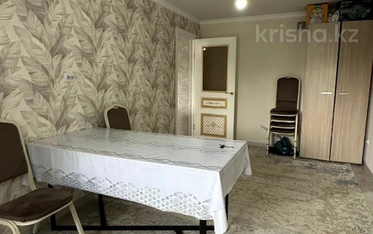 2-комнатная квартира · 42 м² · 2/5 этаж, мкр 5, есет батыра — проспект Абая за 13.5 млн 〒 в Актобе — фото 5