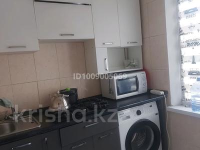 1-бөлмелі пәтер · 35 м² · 3/5 қабат, №12 ш/а., 12-й мкрн 1/1, бағасы: 12 000 ₸ в Алматы, Ауэзовский р-н