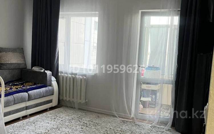 2-бөлмелі пәтер · 42 м² · 15/18 қабат, Б. Момышулы 13/2, бағасы: 25 млн ₸ в Астане, Алматы р-н — фото 2