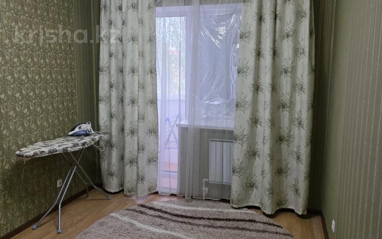 2-бөлмелі пәтер · 60 м² · 4/5 қабат, Пр Тауелсиздик 4, бағасы: 180 000 ₸ в Актобе — фото 2