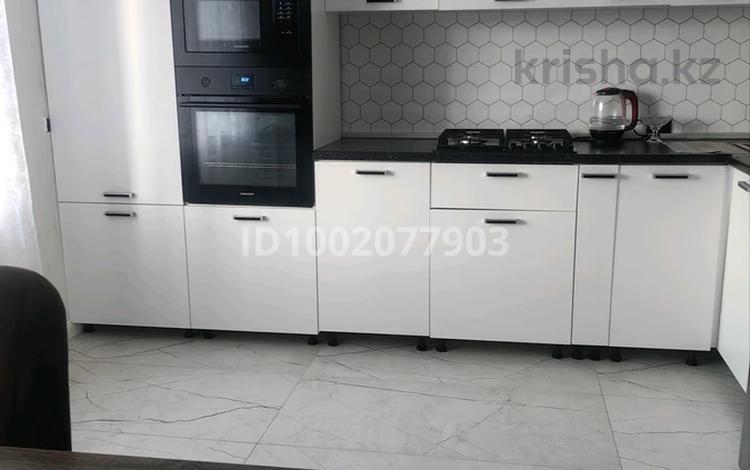 1-комнатная квартира · 40 м² · 3/5 этаж, 4микр 43/1 за 180 000 ₸ в Аксае — фото 3