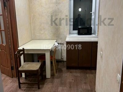 1-бөлмелі пәтер · 45 м² · 2/5 қабат, Алмагүл ш/а., Хусаинова 292, бағасы: 240 000 ₸ в Алматы, Бостандыкский р-н