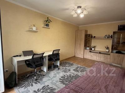 1-комнатная квартира · 34 м² · 5/5 этаж, Макатаева 46 за 28.5 млн ₸ в Алматы, Медеуский р-н
