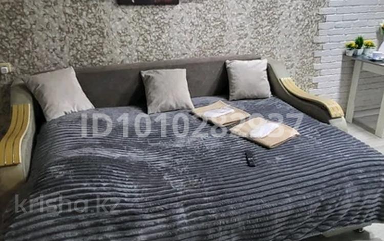2-комнатная квартира · 38 м² · 5/5 этаж, Майкудук, Майкудук, 13й микрорайон 29 за 110 000 ₸ в Караганде, Алихана Бокейханова р-н — фото 12