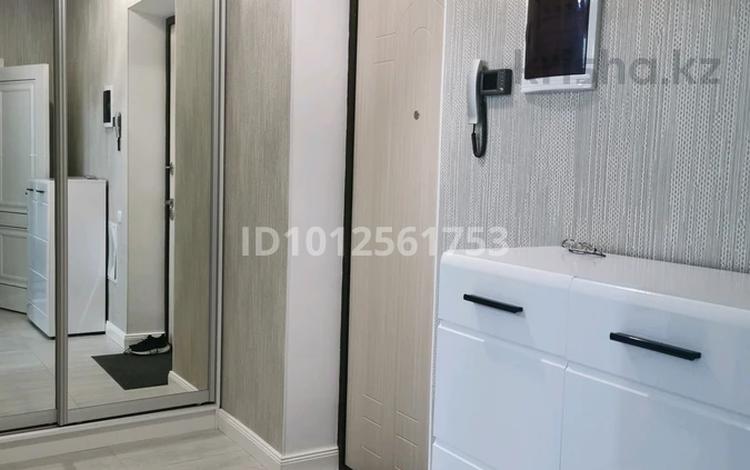 1-бөлмелі пәтер · 43 м² · 4/12 қабат, Пр.Тайманова 48, бағасы: 300 000 ₸ в Атырау — фото 2