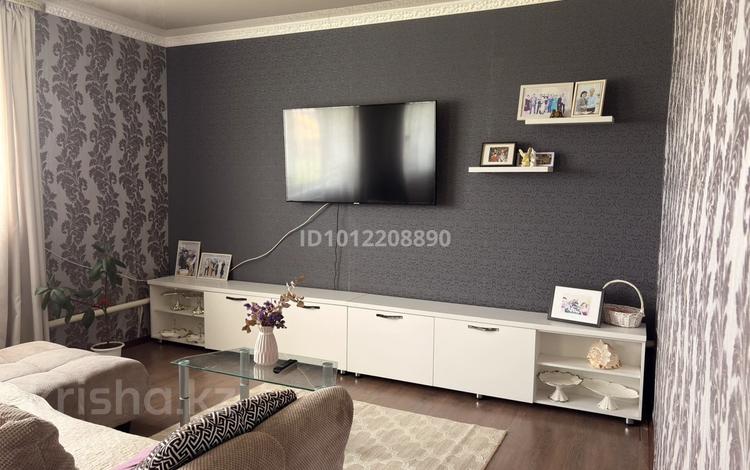 Отдельный дом · 5 комнат · 168.5 м² · 10 сот., Достык 26 за 39 млн ₸ в Уральске — фото 2