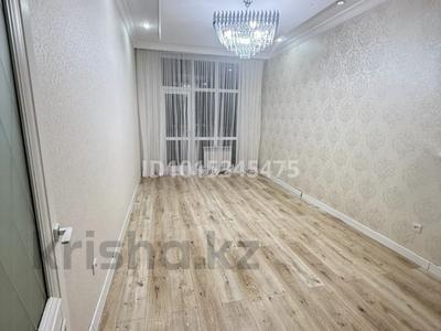 2-бөлмелі пәтер · 90 м² · 15/17 қабат, 17-ш/а. 23, бағасы: 37 млн ₸ в Актау, 17-й мкр