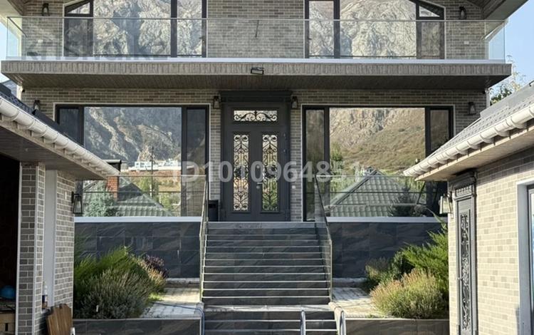 Дача · 5 комнат · 300 м², Айнабулак — Горы бургулюк за 250 000 ₸ в Шымкенте — фото 2