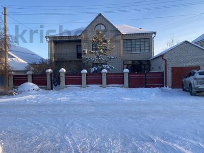Отдельный дом • 5 комнат • 297.3 м² • 10 сот., Кеменгер 28 за 70 млн 〒 в Уральске