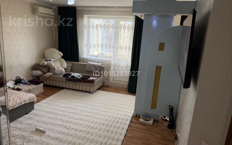 1-бөлмелі пәтер · 35 м² · 8/10 қабат, Кудайбердыулы 32 — Проспект Шакарим Кудайбердыулы Манас, бағасы: 22 млн ₸ в Астане, Алматы р-н — фото 2