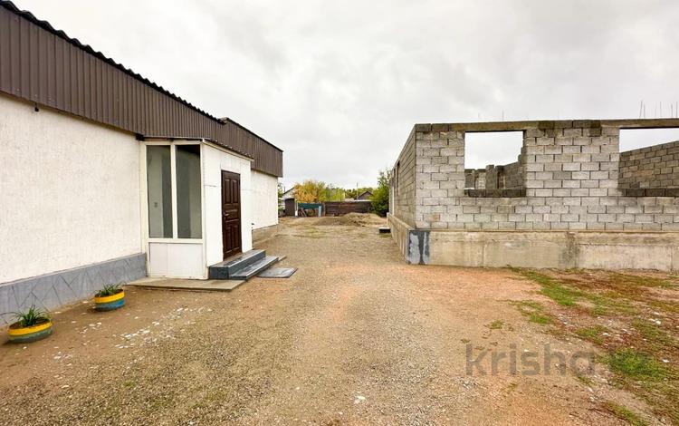 Отдельный дом · 1 комната · 54 м² · 10 сот., Алтай 36 за 18.7 млн ₸ в Талдыкоргане — фото 2
