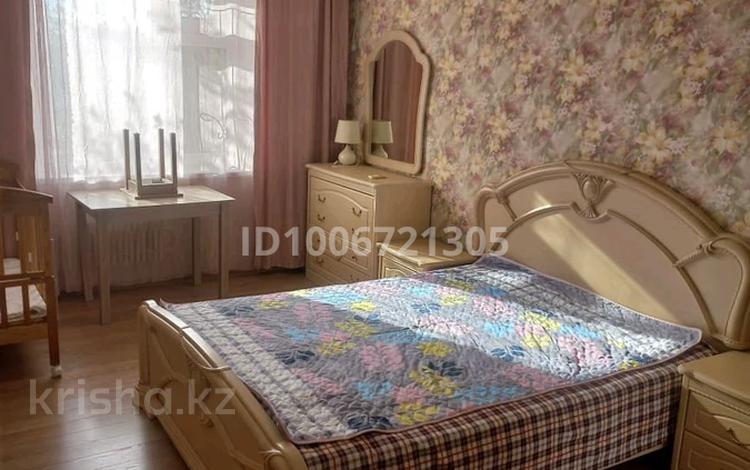 3-бөлмелі пәтер · 89 м² · 3/5 қабат, 15-й мкр 18 — Детский сад КТО, бағасы: 185 000 ₸ в Актау — фото 2