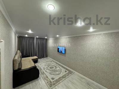 2-комнатная квартира · 60 м² · 7/9 этаж, Иса Байзакова 133 за 290 000 〒 в Павлодаре