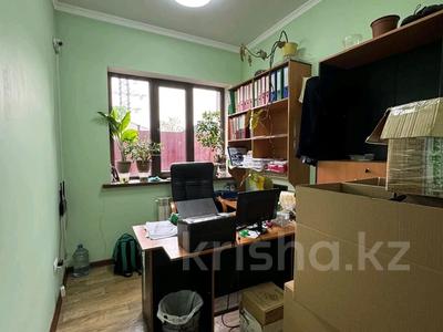 Аренда коммерческой недвижимости в Алматы: Свободное назначение, офисы, магазины и бутики, склады, общепит, салоны красоты, сельское хозяйство, бани, гостиницы и зоны отдыха, фитнес и спорт, медцентры и аптеки, образование, развлечения, конференц-залы, кабинеты и рабочие места, студии · 256.2 м² за 1.8 млн 〒 Свободное назначение, офисы, магазины и бутики, склады, общепит, салоны красоты, сельское хозяйство, бани, гостиницы и зоны отдыха, фитнес и спорт, медцентры и аптеки, образование, развлечения, конференц-залы, кабинеты и рабочие места, студии · 256.2 м² за 1.8 млн 〒 в Алматы, Ауэзовский р-н