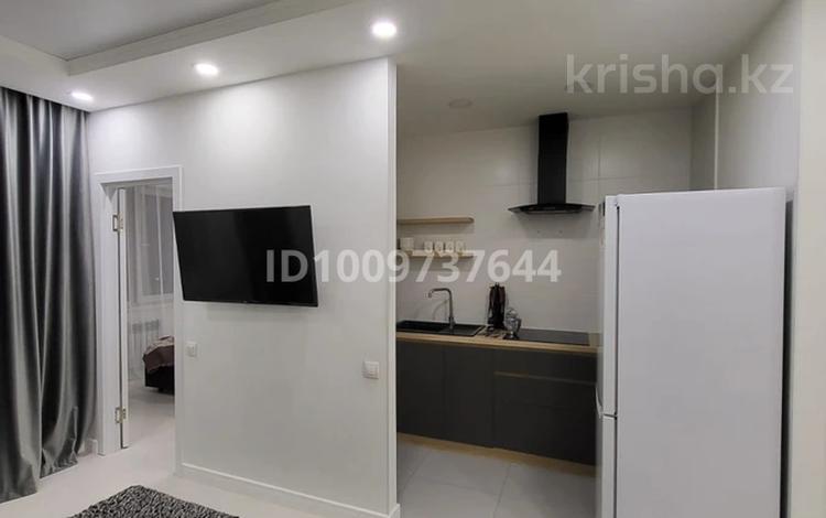 2-комнатная квартира · 50 м² · 12/13 этаж, Макатаева 131 за 370 000 〒 в Алматы, Алмалинский р-н — фото 2