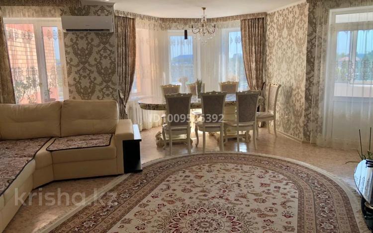 2-комнатная квартира · 102.4 м² · 4/6 этаж, 5-й микрорайон, 5 микрорайон 10А за 39 млн ₸ в Костанае — фото 2