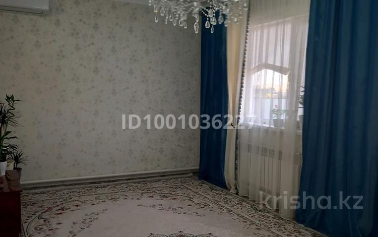 Часть дома · 4 комнаты · 100 м² · 9 сот., Алатау 30а — Магазин. Школа.Спрот стадион остановка за 28 млн ₸ в Атырау, мкр Химпоселок — фото 2