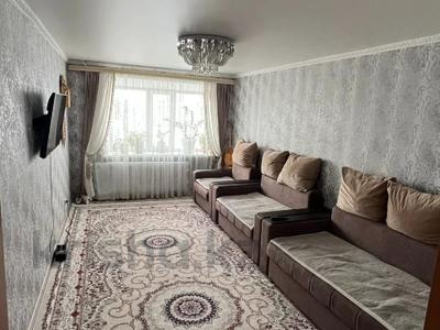 2-бөлмелі пәтер · 48.7 м² · 4/5 қабат, Ауэзова 31, бағасы: 10 млн ₸ в Аксу