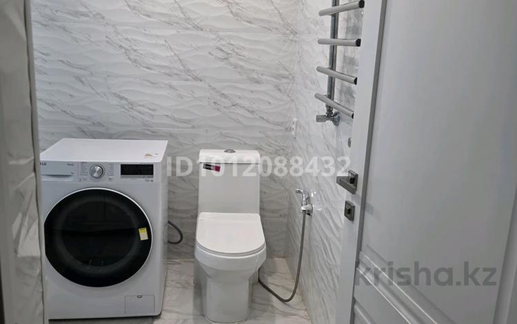 3-бөлмелі пәтер · 68 м² · 1/5 қабат, 11-й мкр. 11, бағасы: 350 000 ₸ в Актау, 18-й мкр  — фото 2