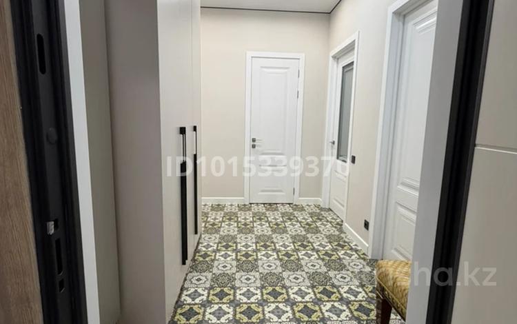 3-бөлмелі пәтер · 70 м² · 4/18 қабат, ул. Е-36, бағасы: 550 000 ₸ в Астане, Нура р-н — фото 2