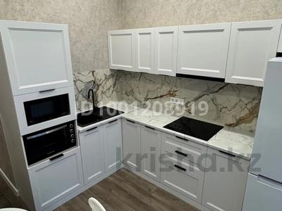 Пәтерлер в Карагандинской обл.: 1-бөлмелі пәтер · 39 м² · 4/9 қабат · ай сайын, мкр Юго-Восток, Шахтёров 20/4, бағасы: 250 000 〒 1-бөлмелі пәтер · 39 м² · 4/9 қабат · ай сайын, мкр Юго-Восток, Шахтёров 20/4, бағасы: 250 000 〒 в Караганде, Казыбек би р-н