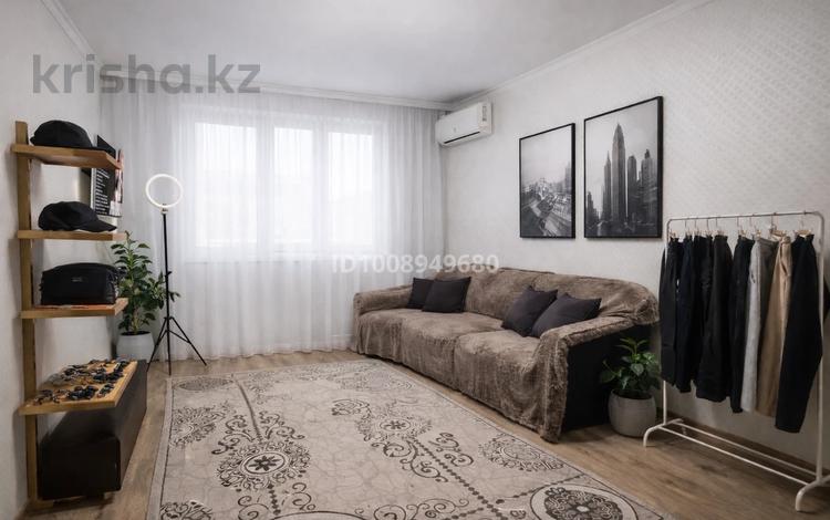 1-бөлмелі пәтер · 41 м² · 8/9 қабат, Самал 94/1 — 10 микрорайон возле Sun City, бағасы: 120 000 ₸ в Уральске — фото 2