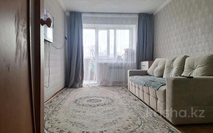 2-бөлмелі пәтер · 56 м² · 2/5 қабат, Есенберлина 8, бағасы: 23.5 млн ₸ в Усть-Каменогорске — фото 2