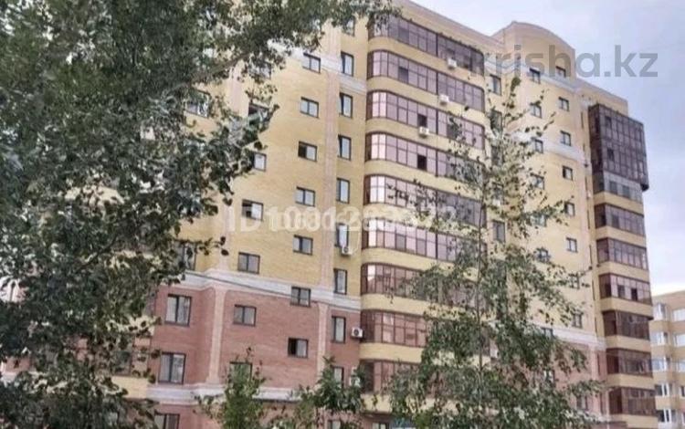 2-бөлмелі пәтер · 90 м² · 8/10 қабат, Уранхаева 15, бағасы: 450 000 ₸ в Семее — фото 13