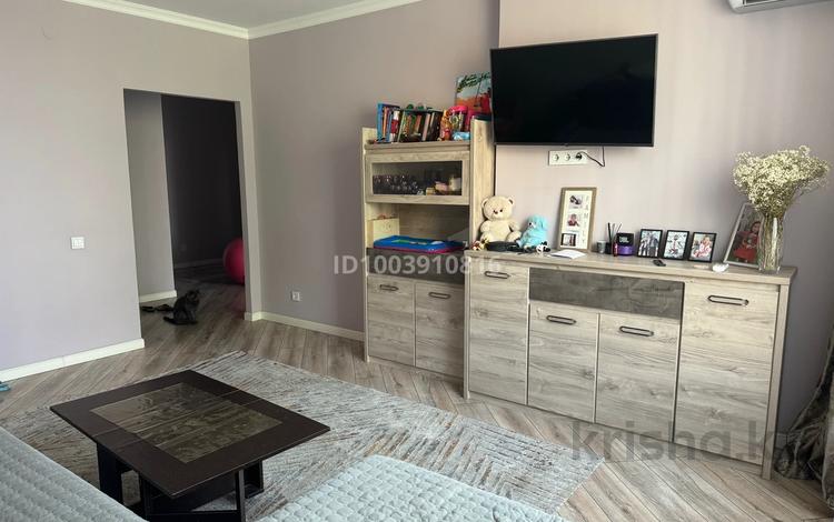 3-комнатная квартира · 92.1 м² · 5/12 этаж, Торекулова 91 за 90 млн ₸ в Алматы, Алмалинский р-н — фото 2