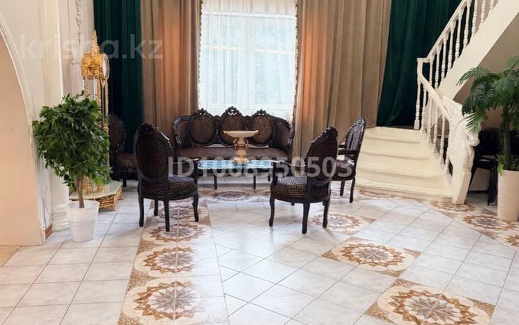 Дом · 4 комнаты · 500 м², мкр Коктобе 81 — Асета Найманбаева за 100 000 〒 в Алматы, Медеуский р-н — фото 68