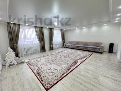 Жеке үй · 4 бөлме · 198.5 м² · 6 жүзд., Суворкина 63 — улица 33 школы, бағасы: 45 млн ₸ в Семее