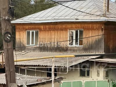 Отдельный дом · 6 комнат · 82.7 м² · 6 сот., Речная 4б за 200 000 ₸ в Есик