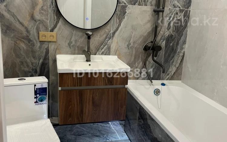 2-комнатная квартира · 40 м² · 5/9 этаж, мкр Шугыла 81 за 220 000 ₸ в Алматы, Наурызбайский р-н — фото 2