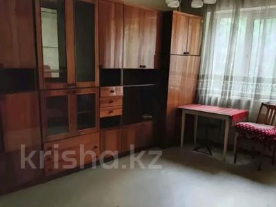 3-комнатная квартира, 59 м², 3/5 этаж, мкр Аксай-2 за 30.5 млн 〒 в Алматы, Ауэзовский р-н