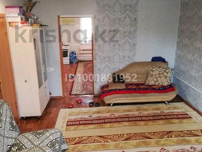 Отдельный дом · 3 комнаты · 88 м² · 5 сот., Аягузская 38 — Строительного колледжа. за 12 млн 〒 в Семее, Красный Кордон