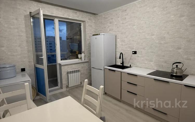 1-бөлмелі пәтер · 42 м² · 5/9 қабат, Жумекен Нажимеденова 39, бағасы: 22.5 млн ₸ в Астане, Алматы р-н — фото 2