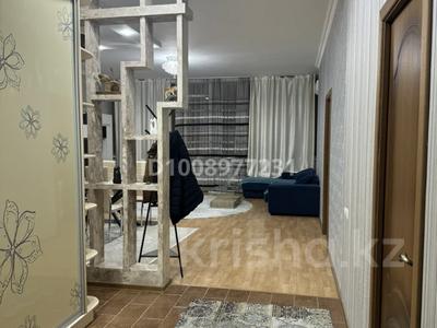 2-комнатная квартира · 80 м² · 11/13 этаж, Кунаева 42 — Пересечение Кунаева и Мадели Кожа за 300 000 〒 в Шымкенте, Аль-Фарабийский р-н