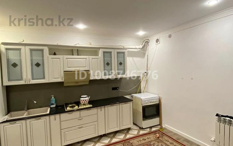 2-комнатная квартира · 78 м², Кусаинова за 170 000 ₸ в Уральске — фото 2