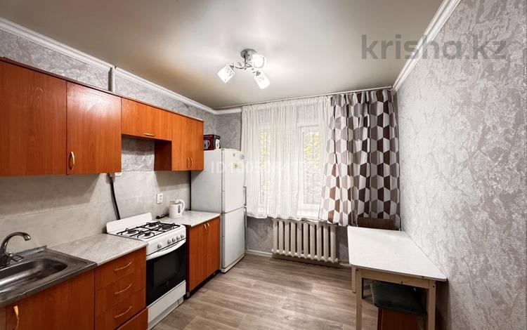 1-комнатная квартира · 42 м² · 1/10 этаж, Шакарима за 150 000 ₸ в Семее — фото 9