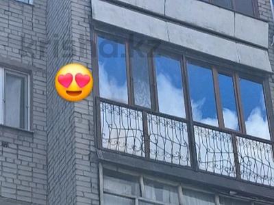 2-комнатная квартира · 49 м² · 4/5 этаж, Момышулы 33 — КРУГЛОСУТОЧНО Найманбаева за 2 000 〒 в Семее