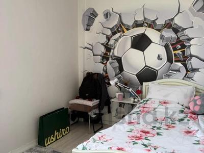 4-комнатная квартира · 110 м² · 10/14 этаж, Торайгырова за 75 млн ₸ в Алматы, Бостандыкский р-н