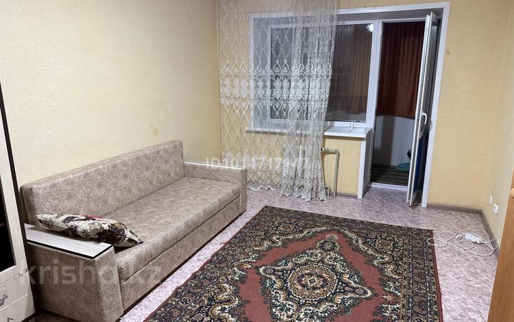 1-комнатная квартира · 41.8 м² · 5/9 этаж, Карагайлы 49 за 170 000 ₸ в Семее — фото 2