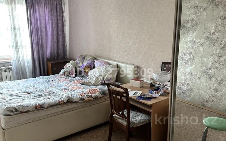 2-бөлмелі пәтер · 47 м² · 4/5 қабат, 11-й микрорайон, Торекулова 204 — Недалеко от школы 36, бағасы: 16.5 млн ₸ в Шымкенте, Енбекшинский р-н — фото 2