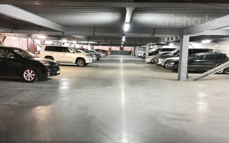 Паркинг · 17.36 м² · Макатаева 45 — Зенкова за 25 000 〒 в Алматы, Медеуский р-н — фото 27