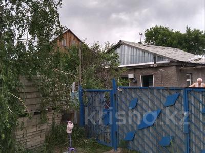 Жеке үй · 3 бөлме · 50 м² · 8 сот., Пришахтинск, 2-ая пятилетка 16, бағасы: 10 млн ₸ в Караганде, Алихана Бокейханова р-н
