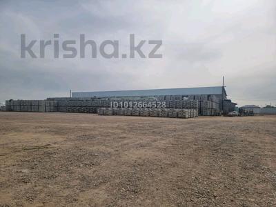 Промбаза · 1 га, Жеруйык 15н — В доль трассы за 400 млн ₸ в Байкент