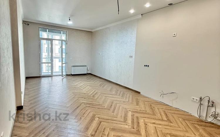 4-комнатная квартира · 130 м² · 15/17 этаж, Жарокова 218 за 128 млн ₸ в Алматы, Бостандыкский р-н — фото 2