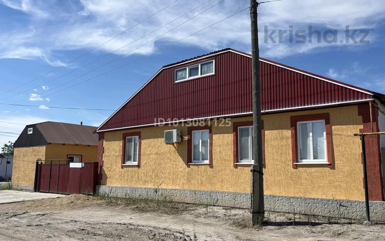 Отдельный дом · 4 комнаты · 156 м² · 1 сот., Жәнібек Елеуісов 23 за 38 млн ₸ в Атырау — фото 2